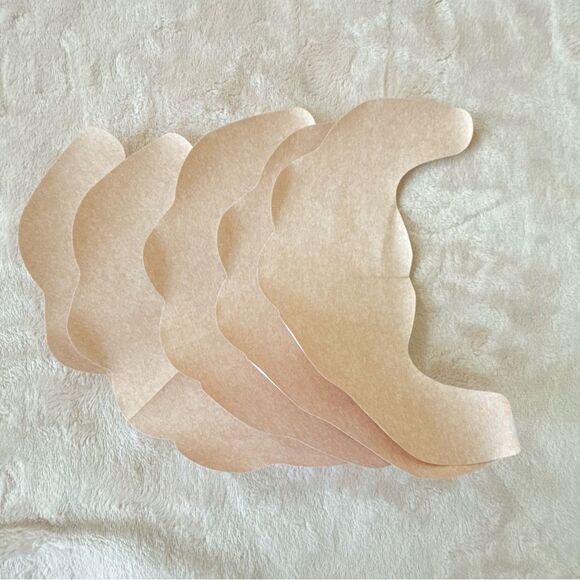 Nordstrom Lingerie Nude Cup Size C Adhesive Body Bra Lifting 5 ea - Picture 2 of 5